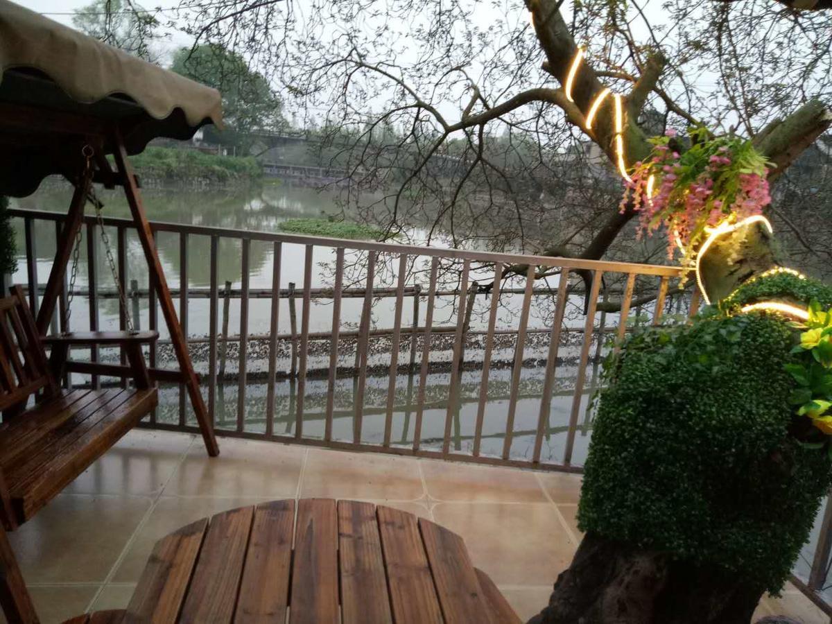 Wuzhen Helan Bridge Inn Tongxiang Bagian luar foto